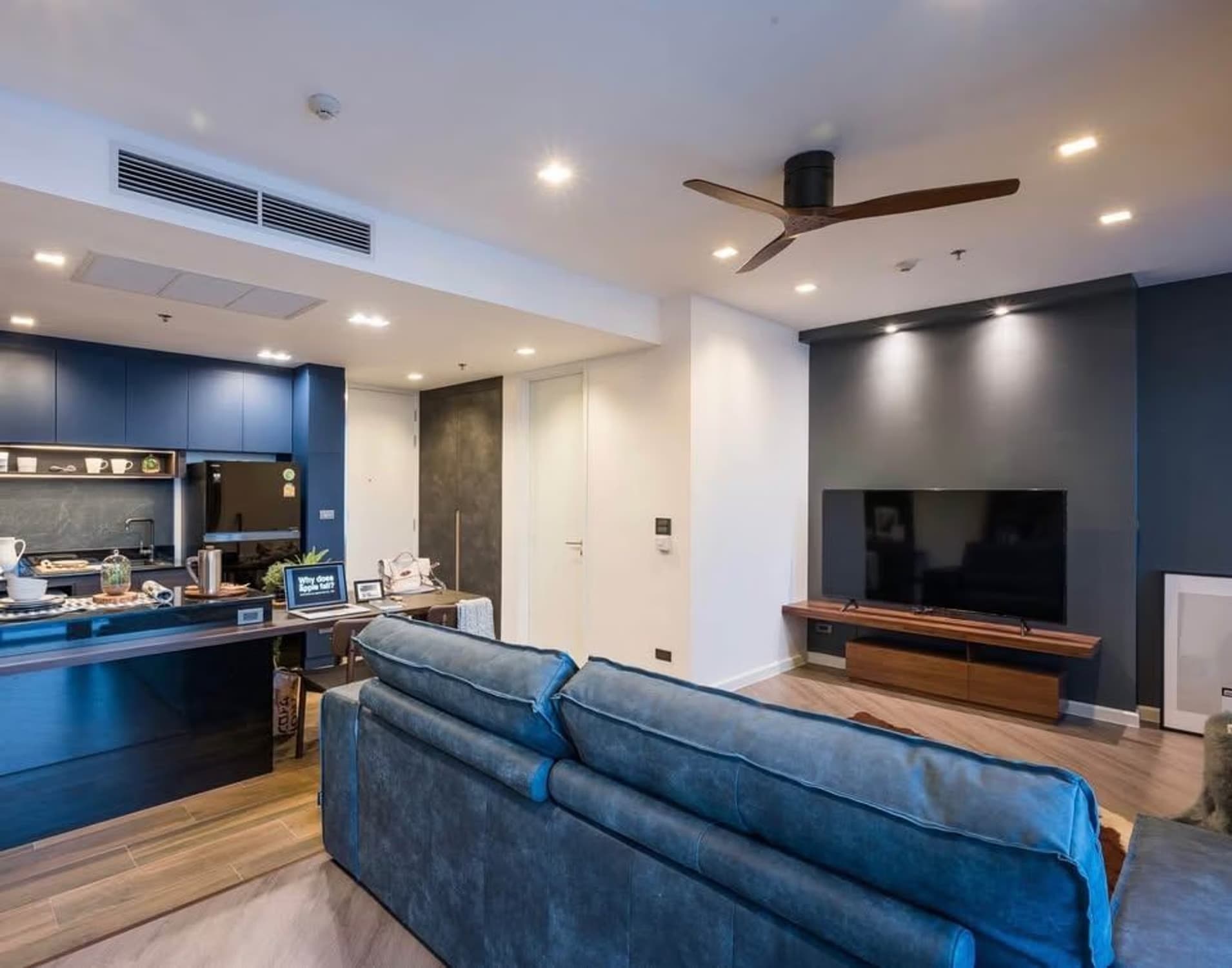 1 ห้องนอน คอนโด สำหรับ จำหน่าย ใน สาทร - Image 2