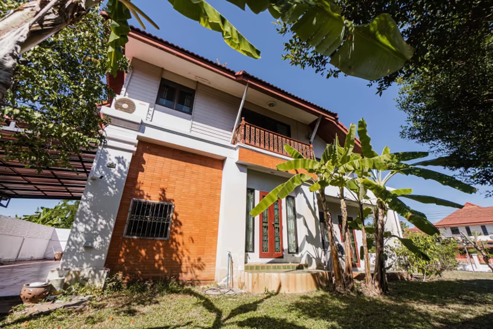 3 Bedroom House - Image 4
