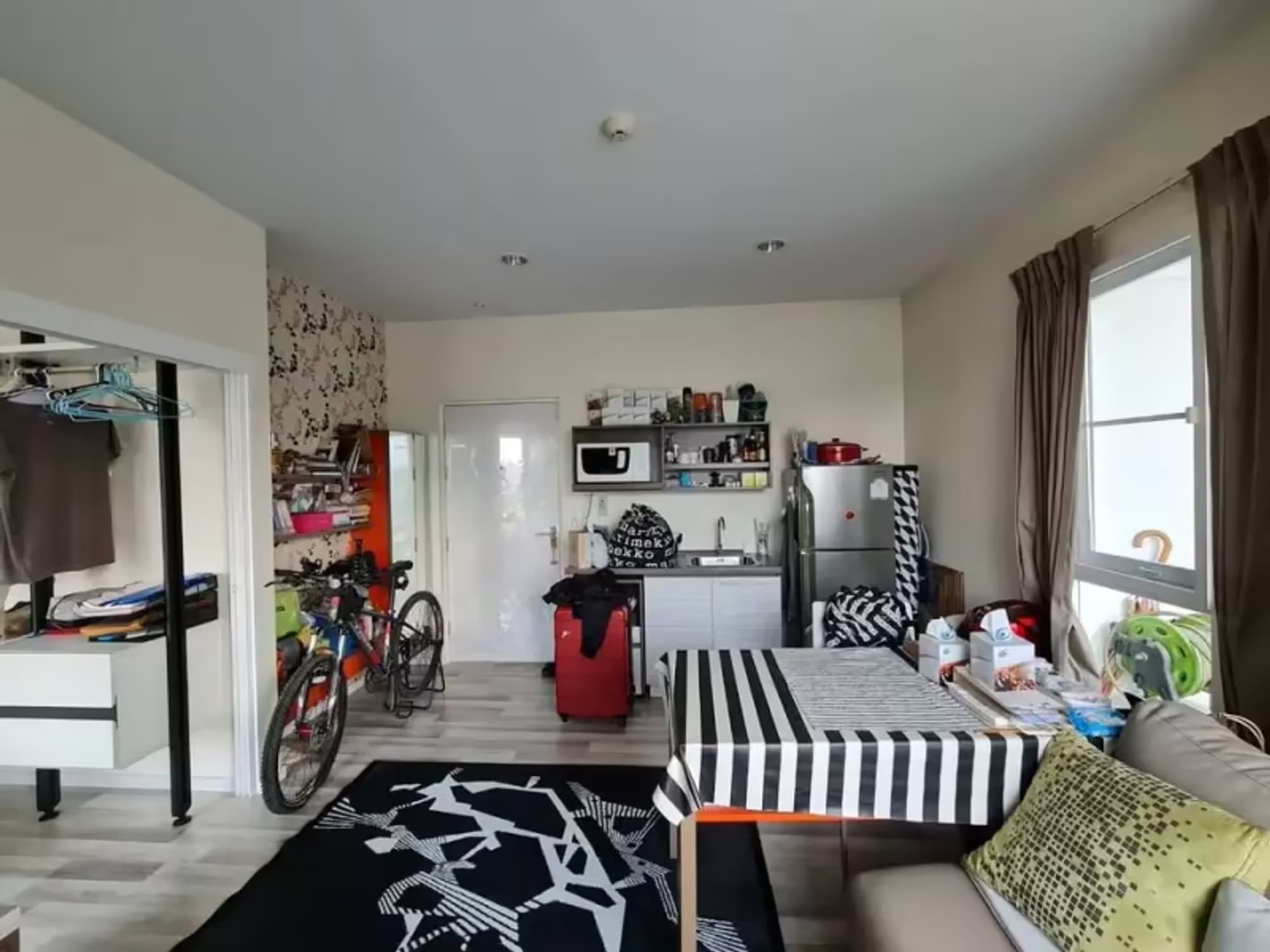 1 Bedroom Condo - Image 10