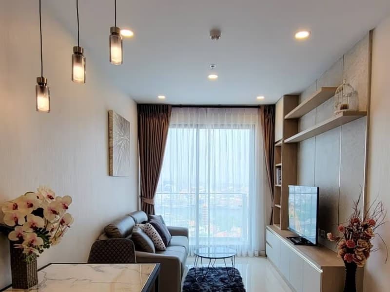 1 Bed Condo for Rent and Sale in Khlong San