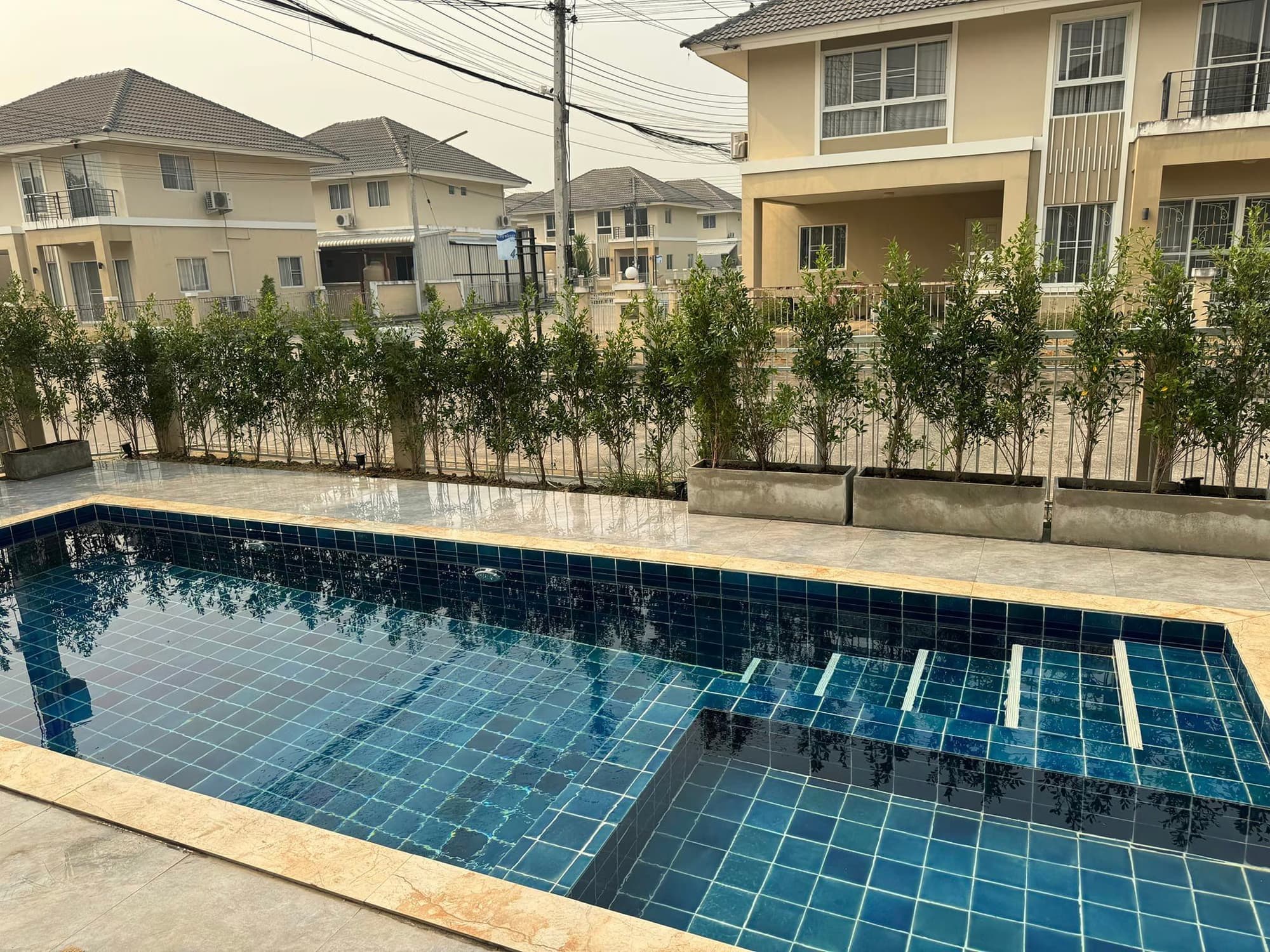 4 Bed House for Rent in San Kamphaeng - Image 2