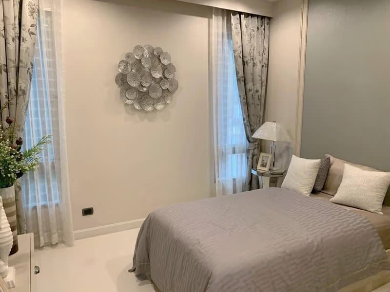5 Bed House for Sale in อำเภอบางพลี