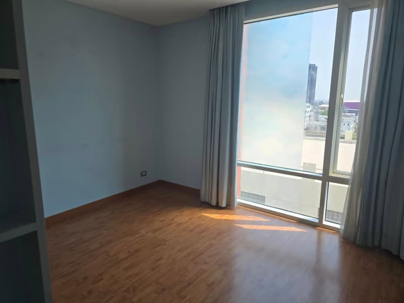 3 Bed Condo for Sale in Watthana
