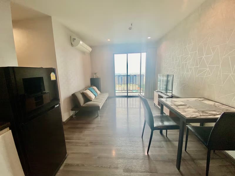 2 Bed Condo for Sale in Watthana