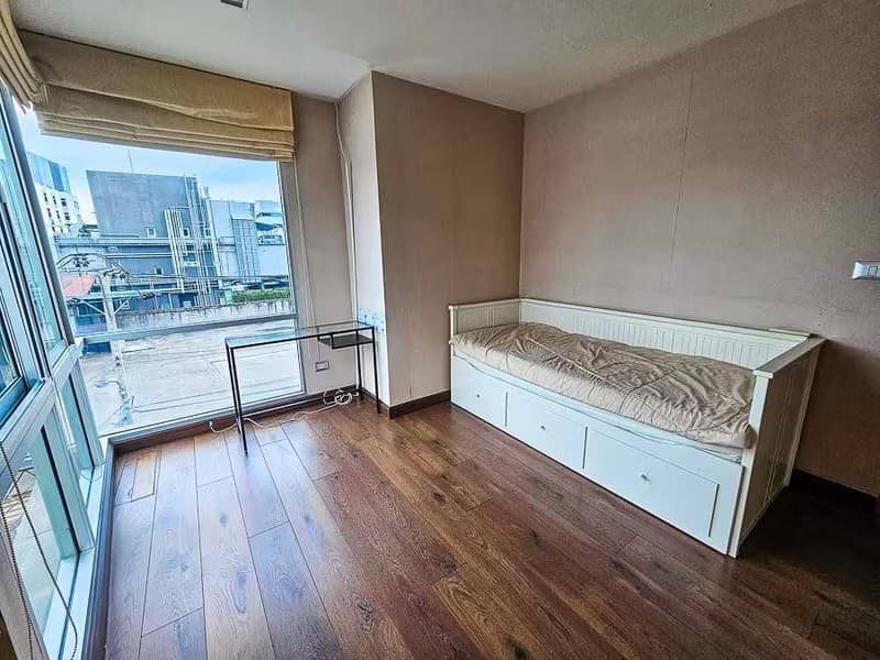 2 Bedroom Condo for Rent 