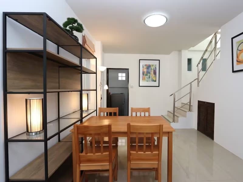 2 Bed House for Rent in Saraphi District