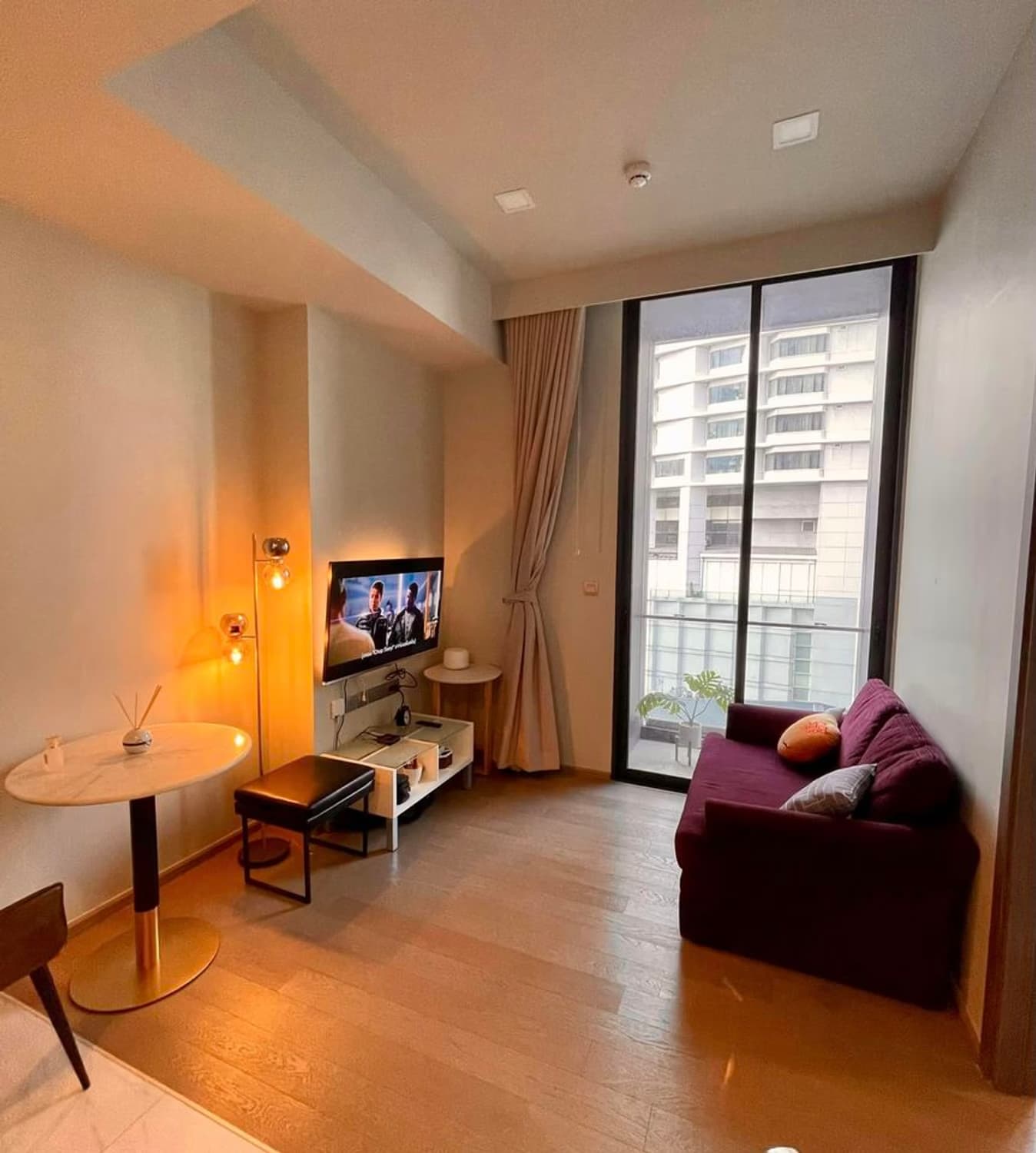 1 ห้องนอน undefined สำหรับ จำหน่าย ใกล้ Asok BTS - Image 1