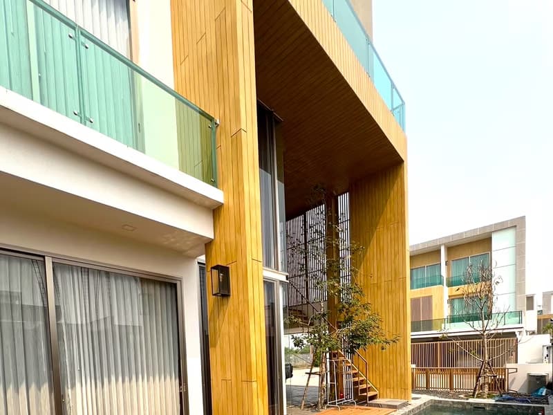 House for Sale at MALADA Grand Coulee