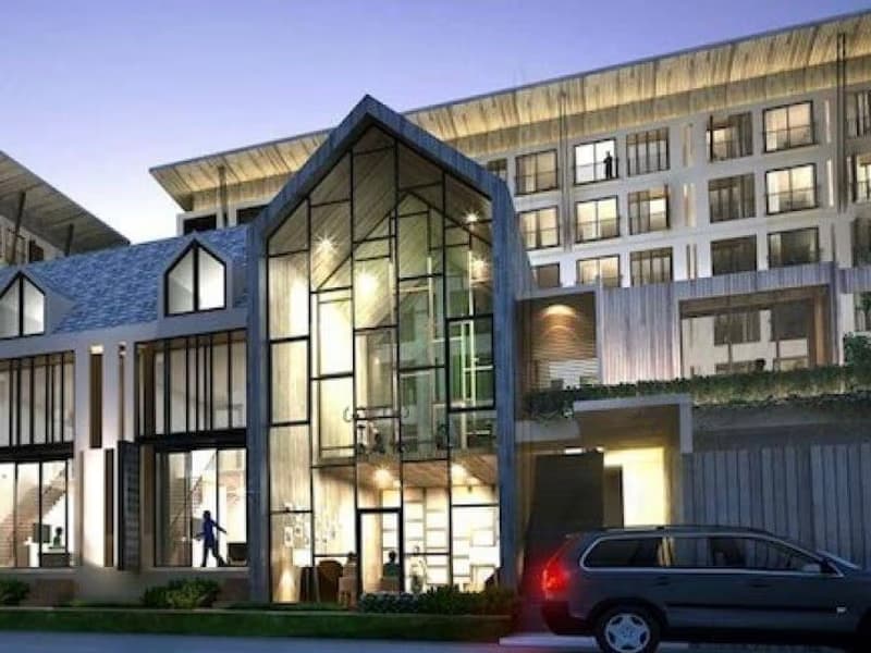 2 Bed Condo for Rent in Khlong Toei