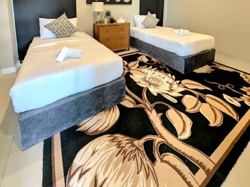 5 Bed House for Rent in Mueang Chiang Mai District
