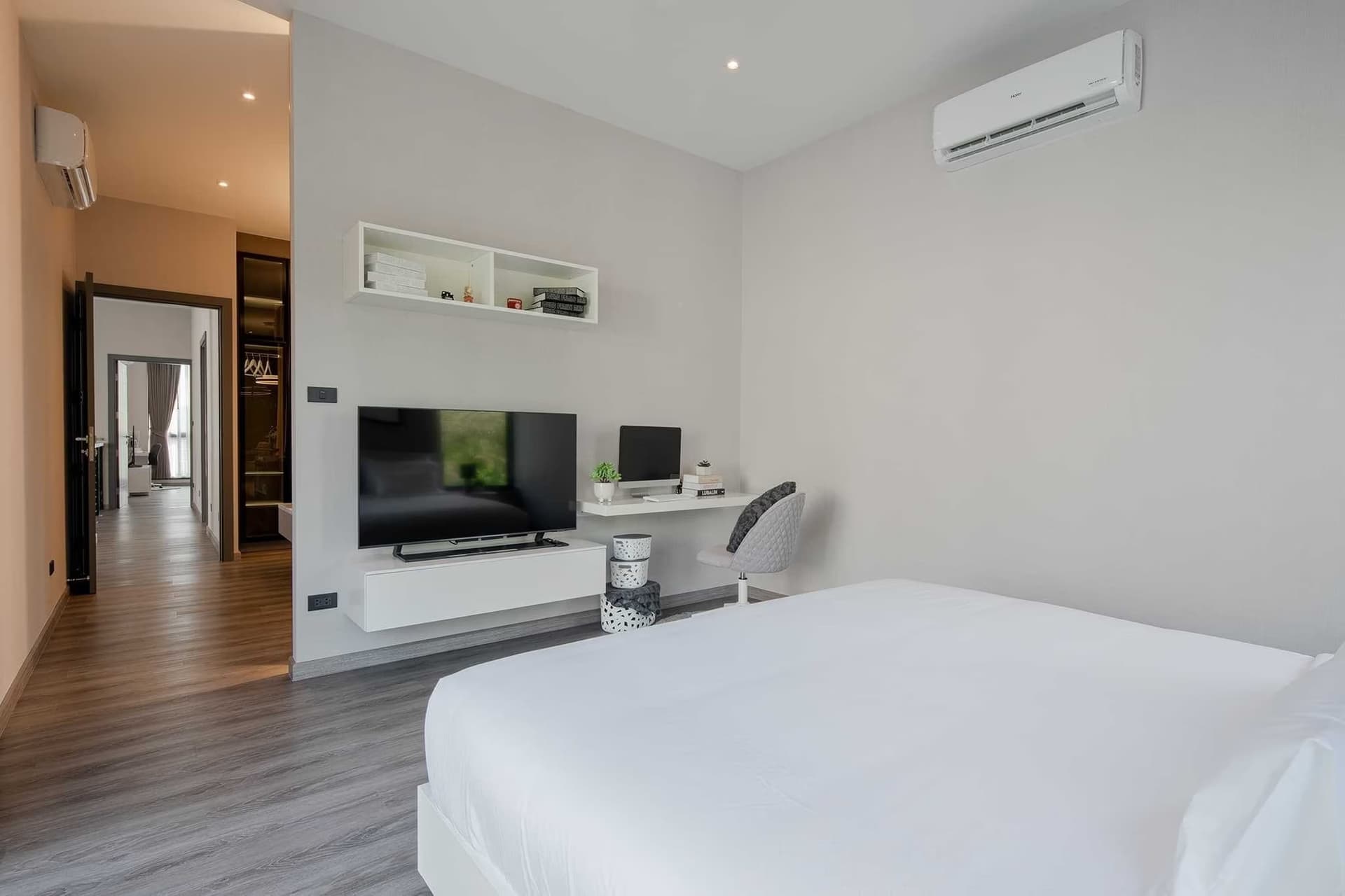Modern Pool Villa for Sale in San Phak Wan - Image 10
