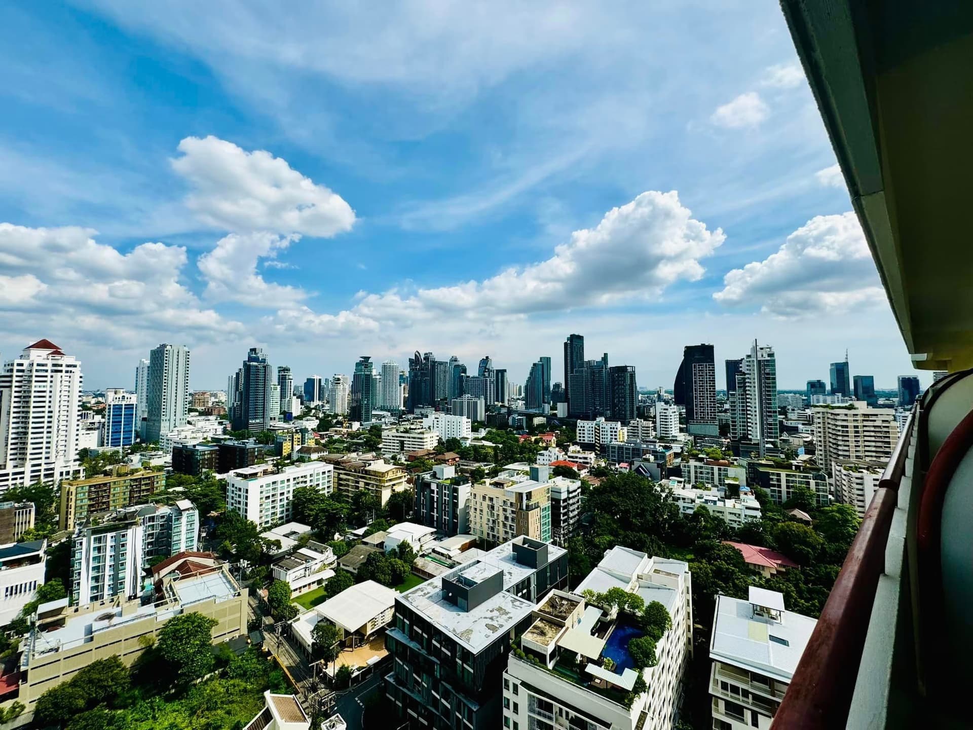 1 Bed Condo for Rent in Watthana - Image 12