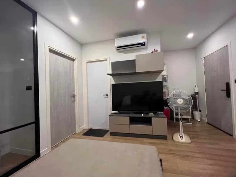 Condo for Rent at Groove Ratchada Rama 9