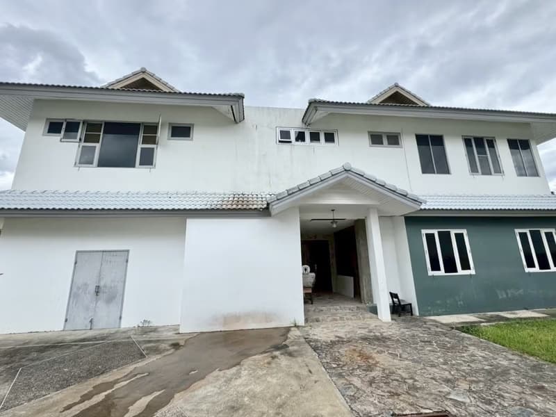 5 Bed House for Sale in Mueang Chiang Mai District
