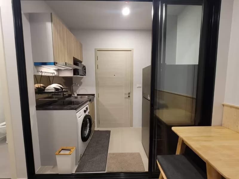 1 Bedroom Condo