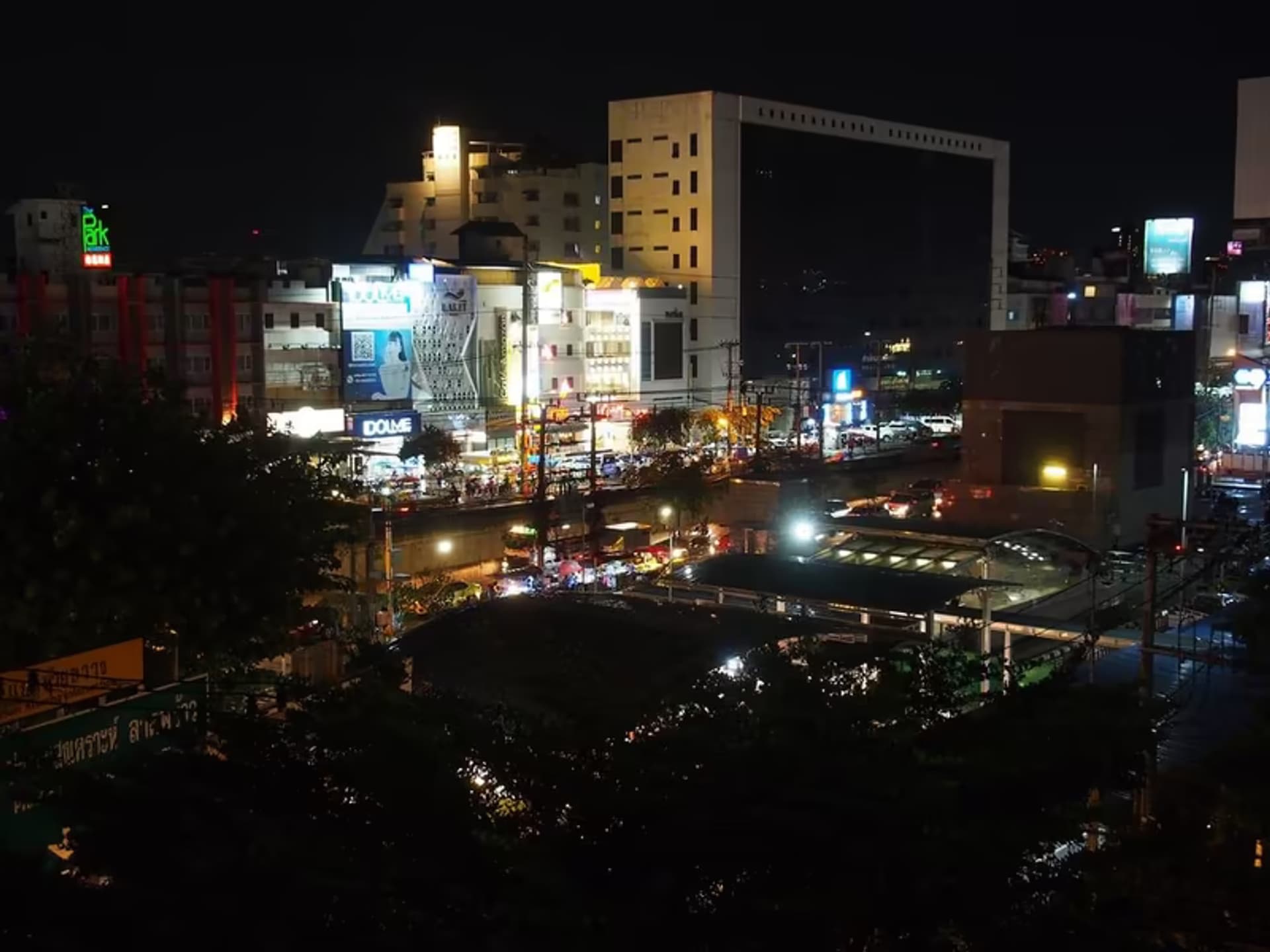 IDEO Ratchada-Huai Khwang - Image 18
