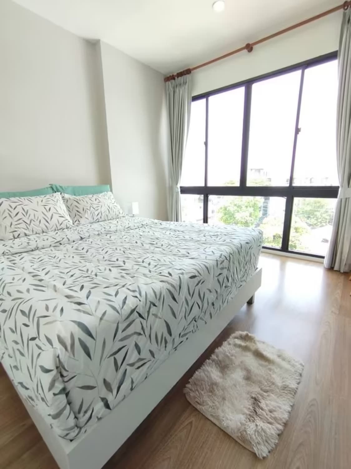 1 Bedroom Condo - Image 2