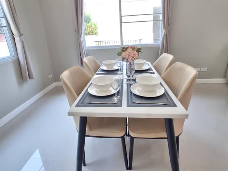 3 Bed House for Rent in Saraphi