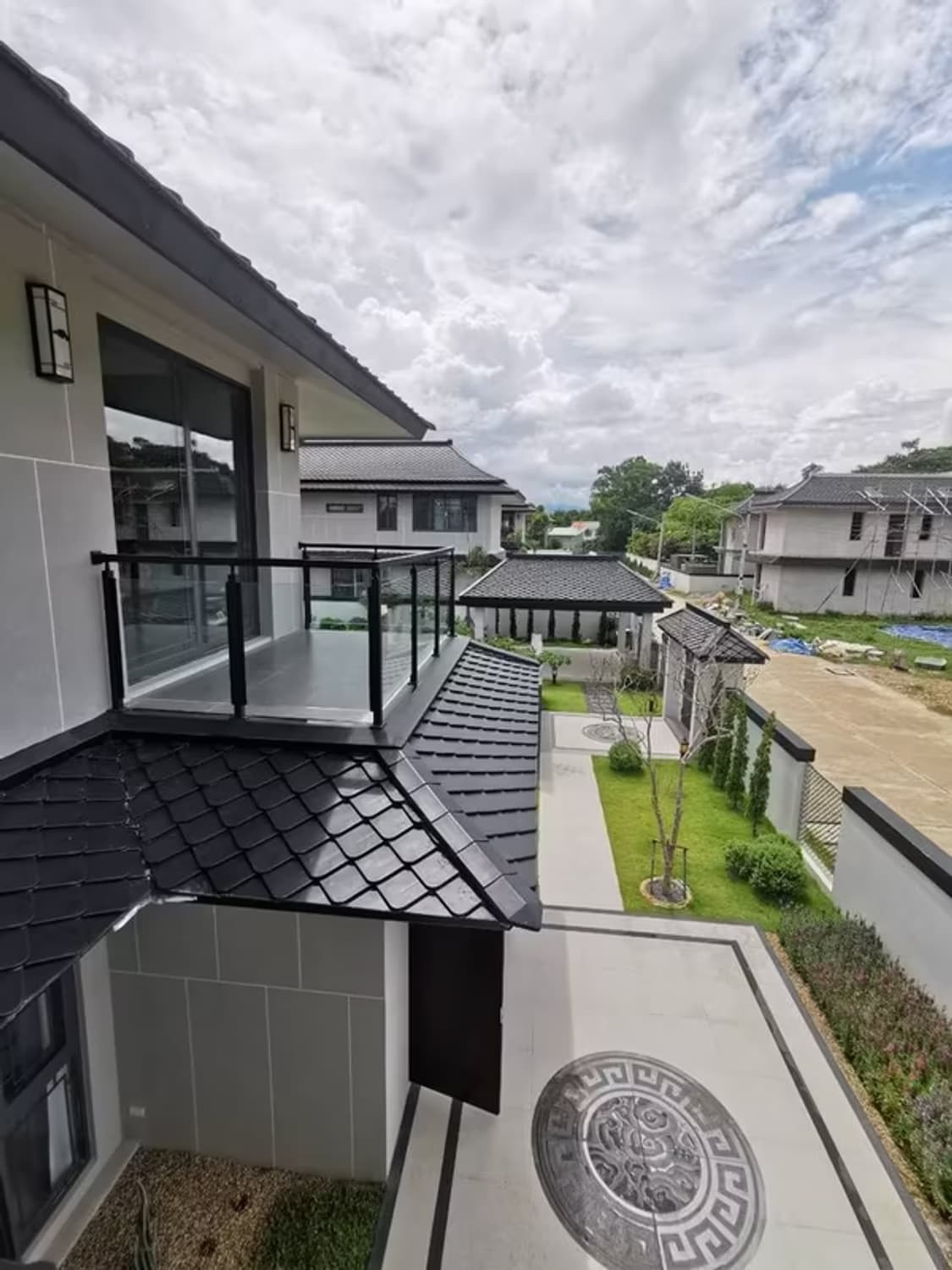Luxury Pool Villa at San Sai - Image 18