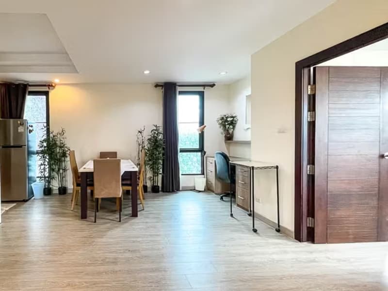 Condo for Rented at Mountain Front Condo