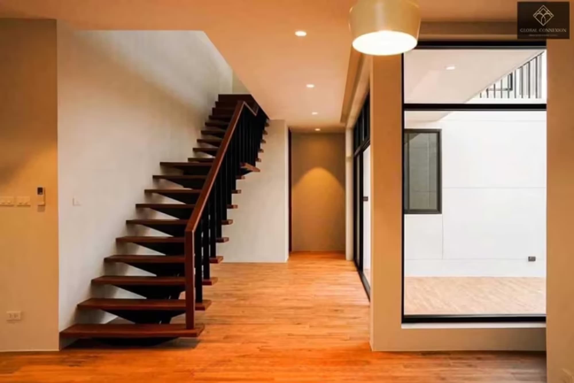 4 Bedroom House - Image 18