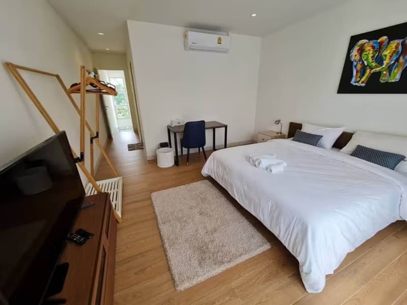 3 Bedroom Commercial