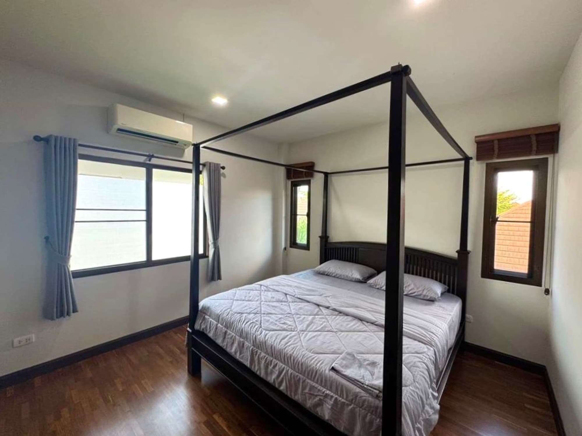 4 Bed House for Sale in Hang Dong - Image 9