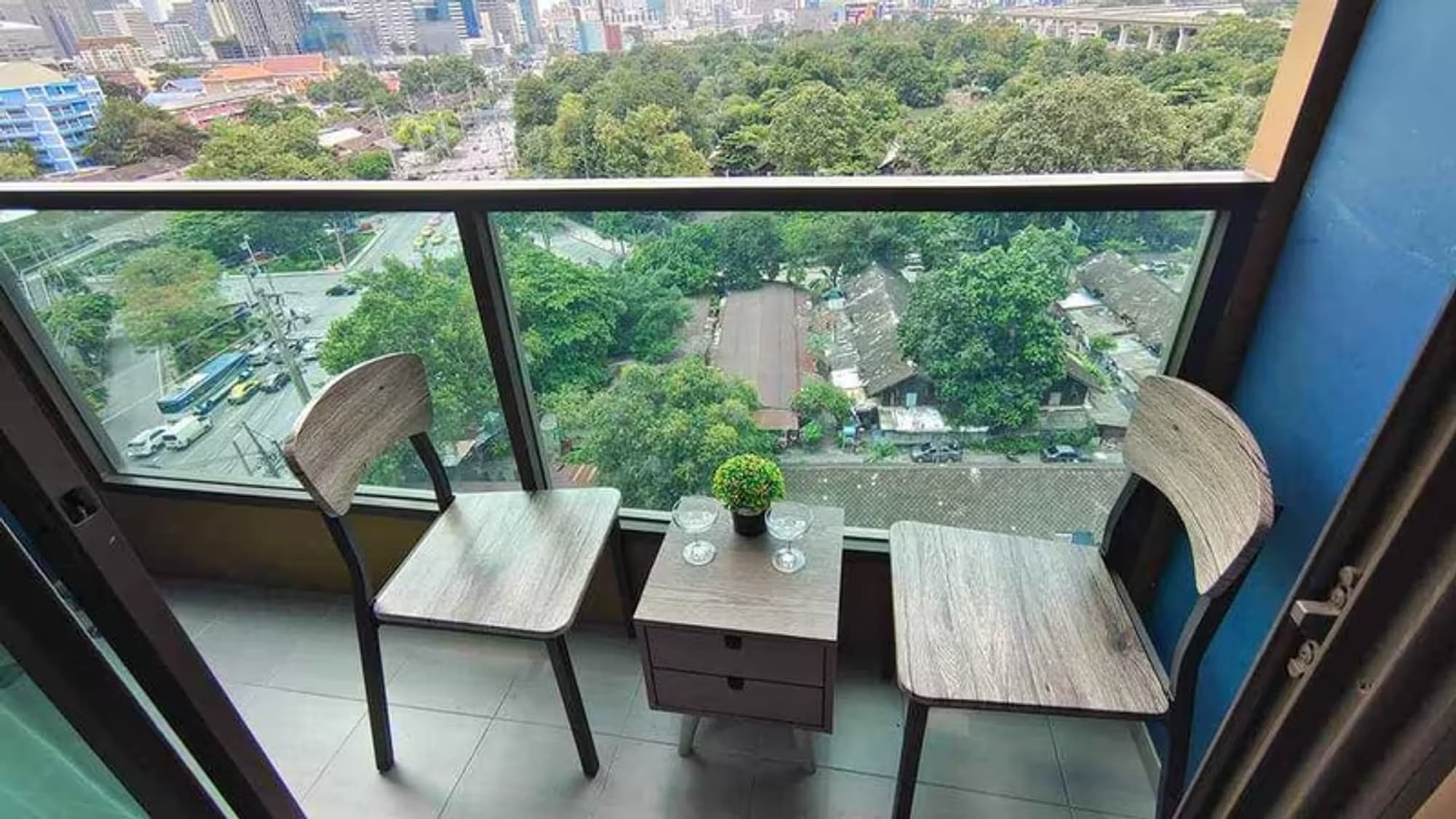 Condo for Rent at Lumpini Suites Phetchaburi-Makkasan - Image 18