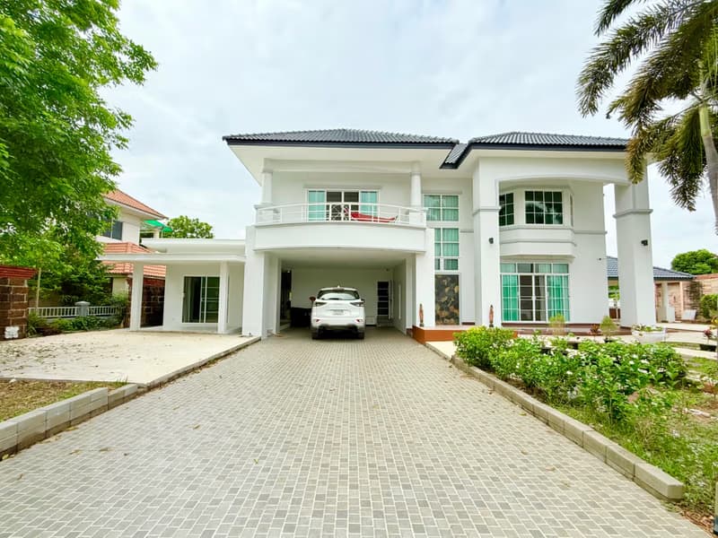 5 Bed House for Rent and Sale in Hang Dong