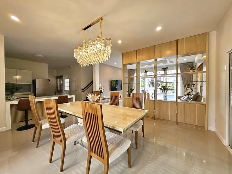 4 Bed House for Sale in San Kamphaeng