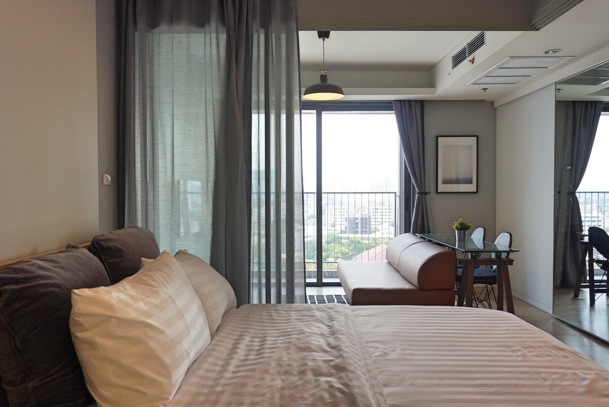 1 Bed Condo for Sale in Phaya Thai - Image 3