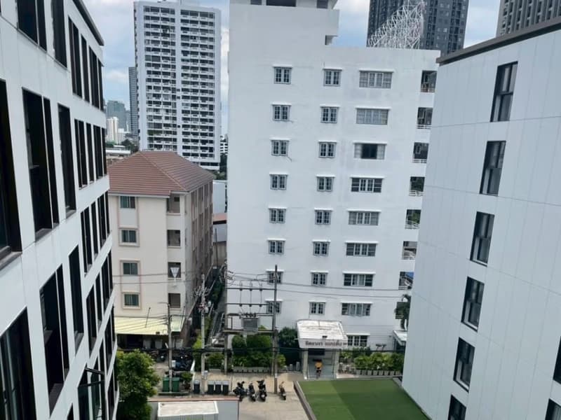 1 Bed Condo for Rent in Watthana