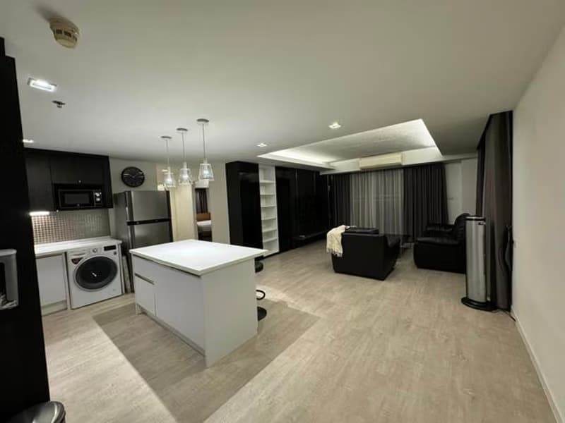 2 Bed Condo for Rent and Sale in Khlong Toei