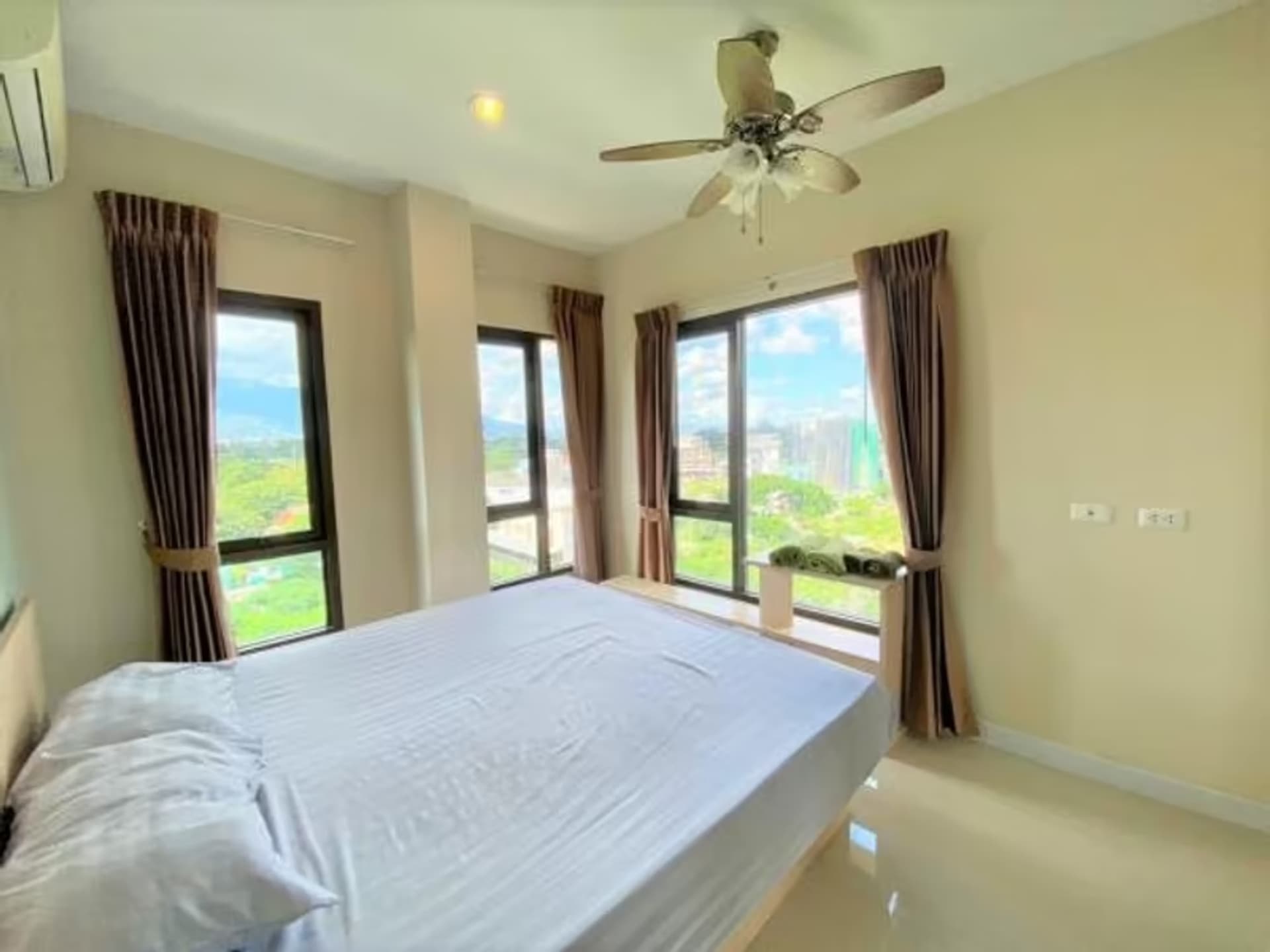 Duplex Condo for rent in Tree Boutique Condominium - Image 14