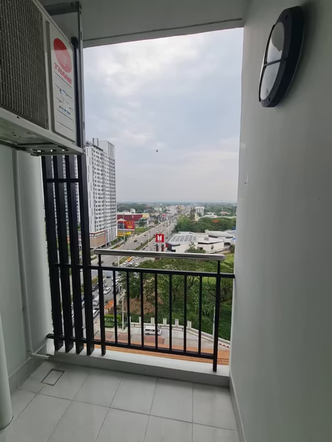 Condo for Sale, Rent at Supalai Monte II - Image 12