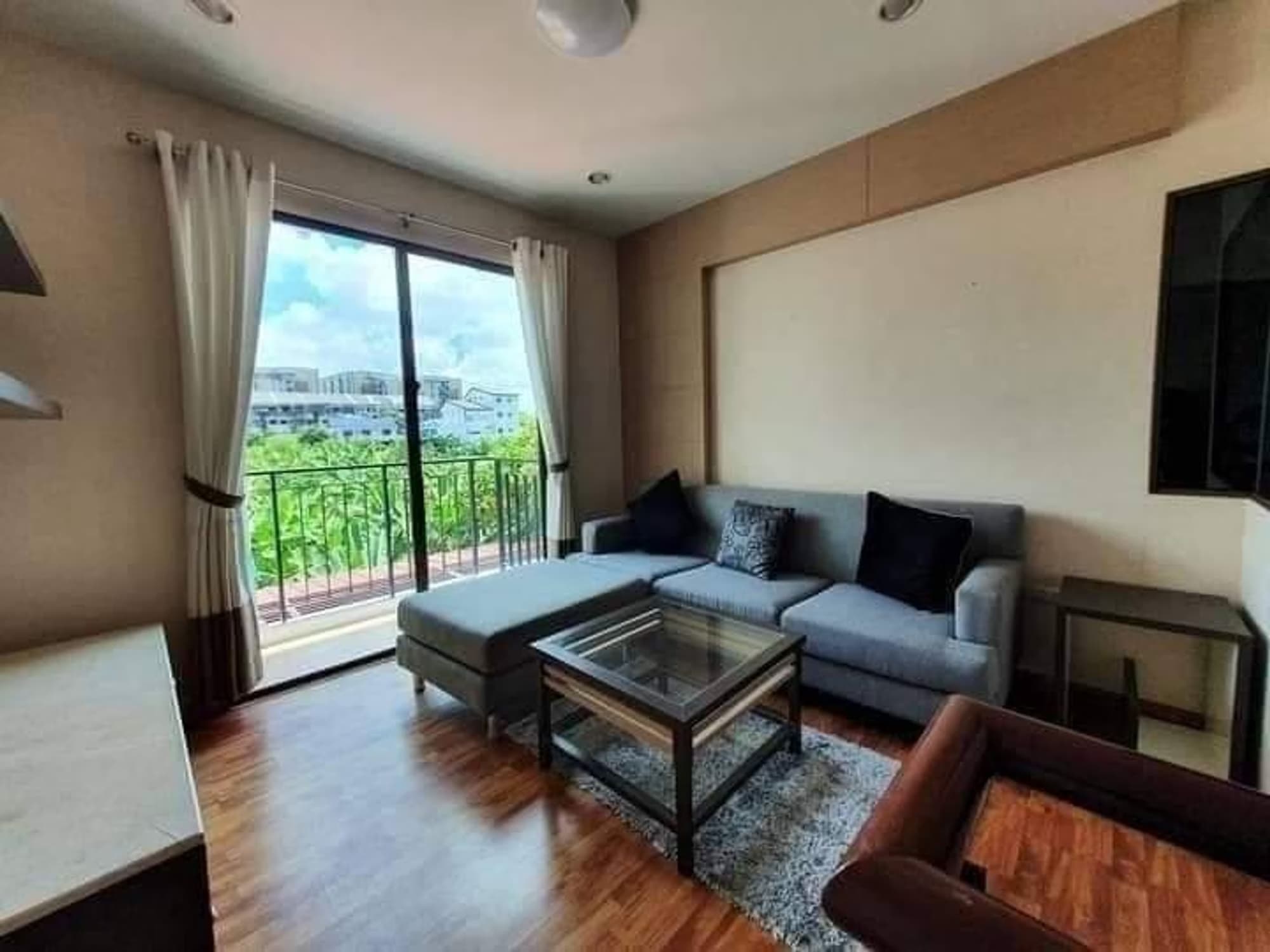 3 Bed House for Rent  Near Bang Chak BTS - Image 3
