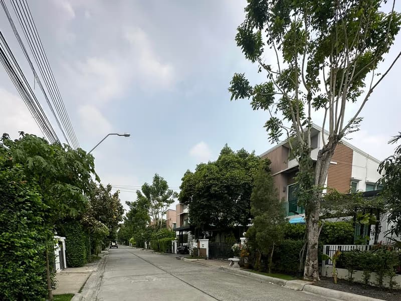House for Sale at Home Place The Park (Ring Road - Rama 9)