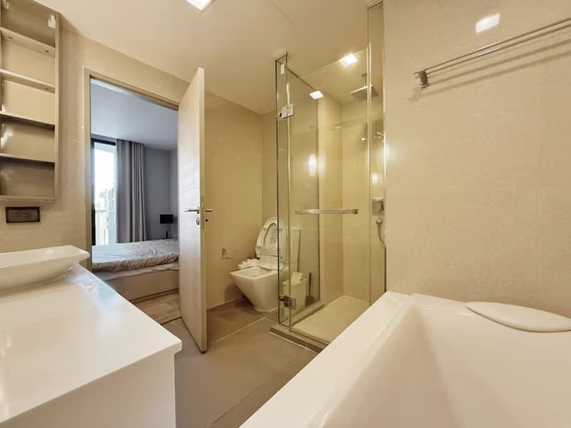 3 Bed Condo for Rent and Sale in Watthana