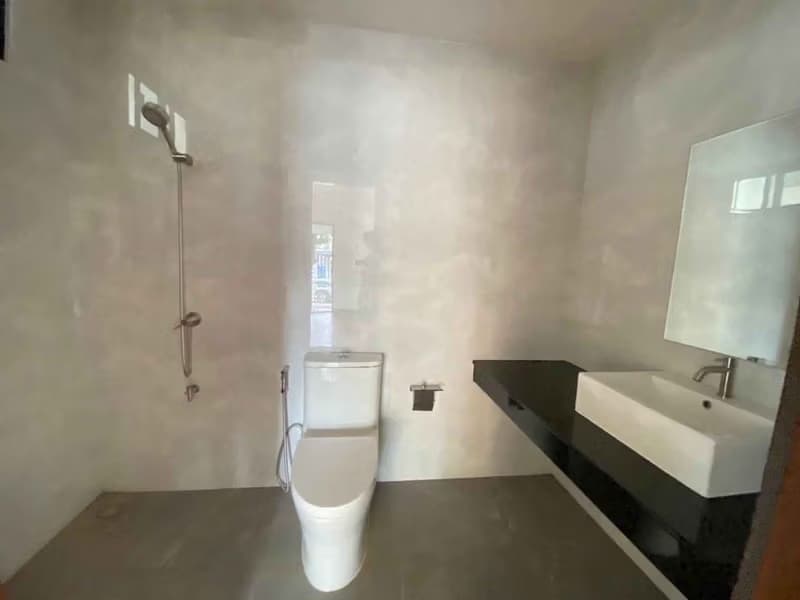 4 Bed House for Rent in Mueang Chiang Mai