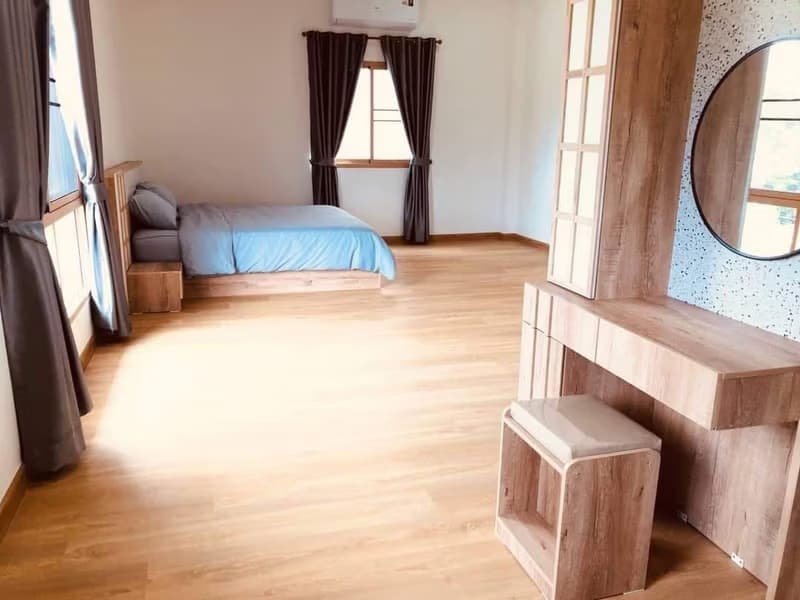 4 Bed House for Rent in Hang Dong District