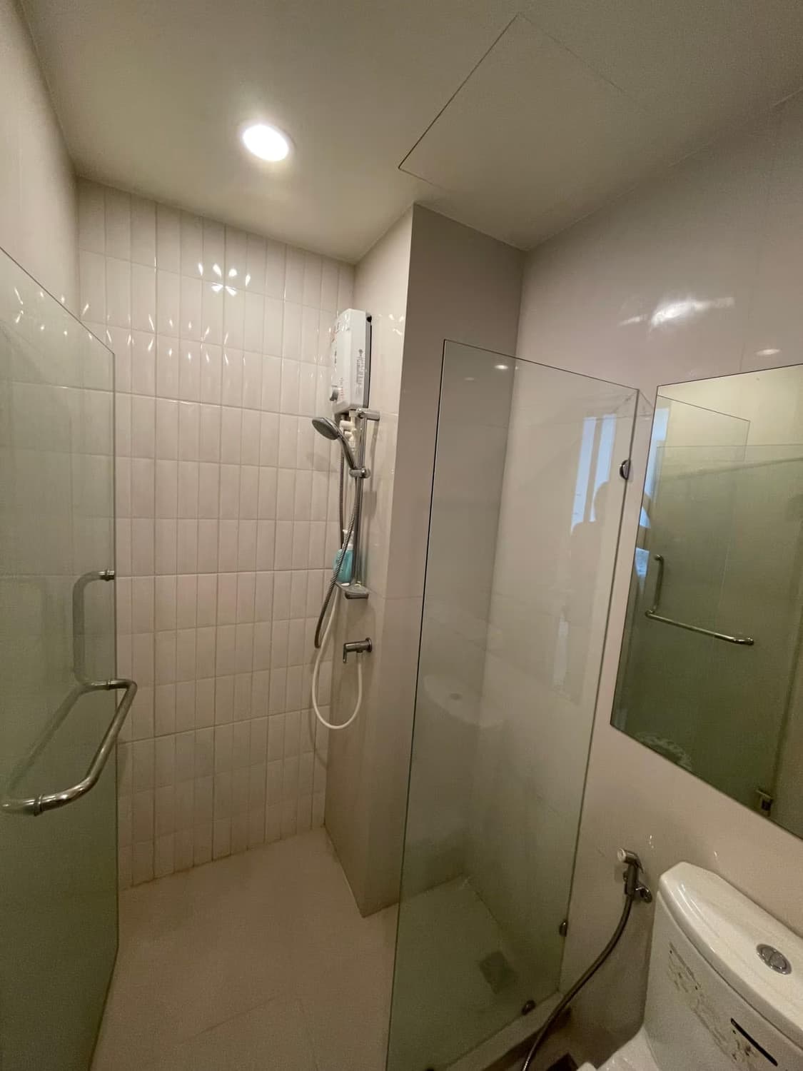 1 ห้องนอน Condo สำหรับ จำหน่าย ใกล้ Makkasan ARL - Image 7