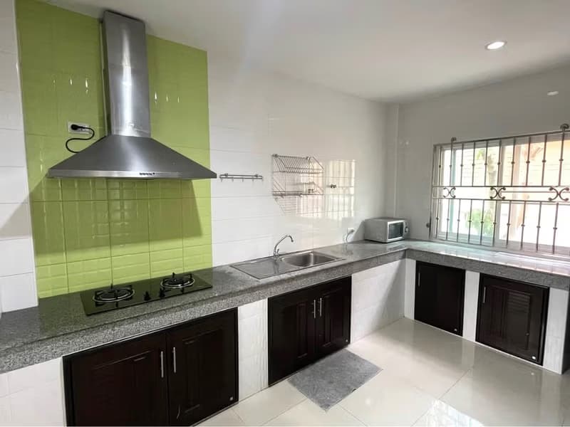 4 Bed House for Rent and Sale in Mueang Chiang Mai