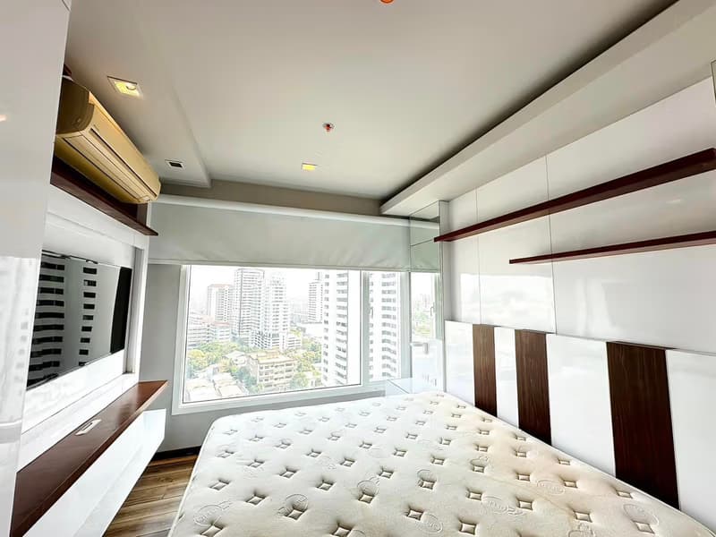 1 Bed Condo for Sale  Near Ekkamai BTS