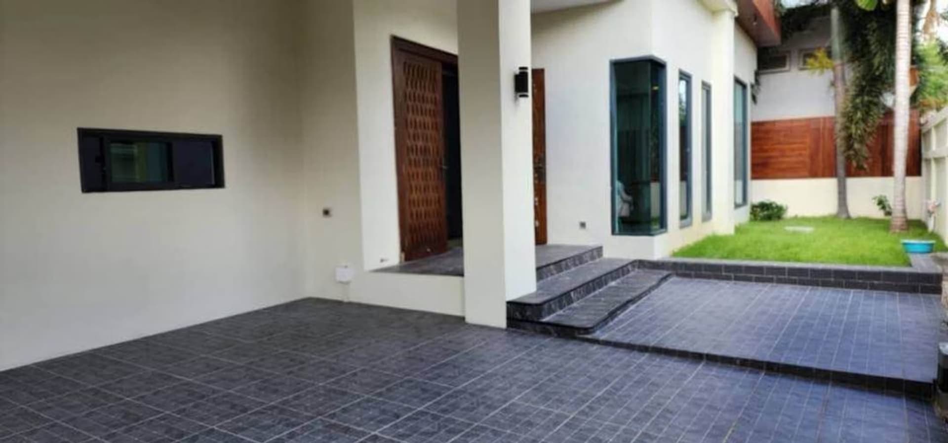3 Bedroom House - Image 4