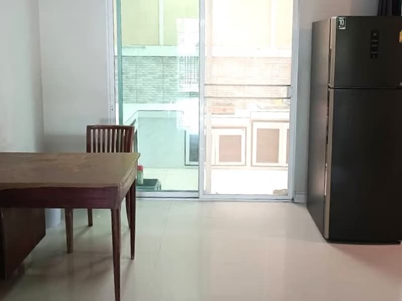 3 Bed Townhouse for Rent in Saraphi
