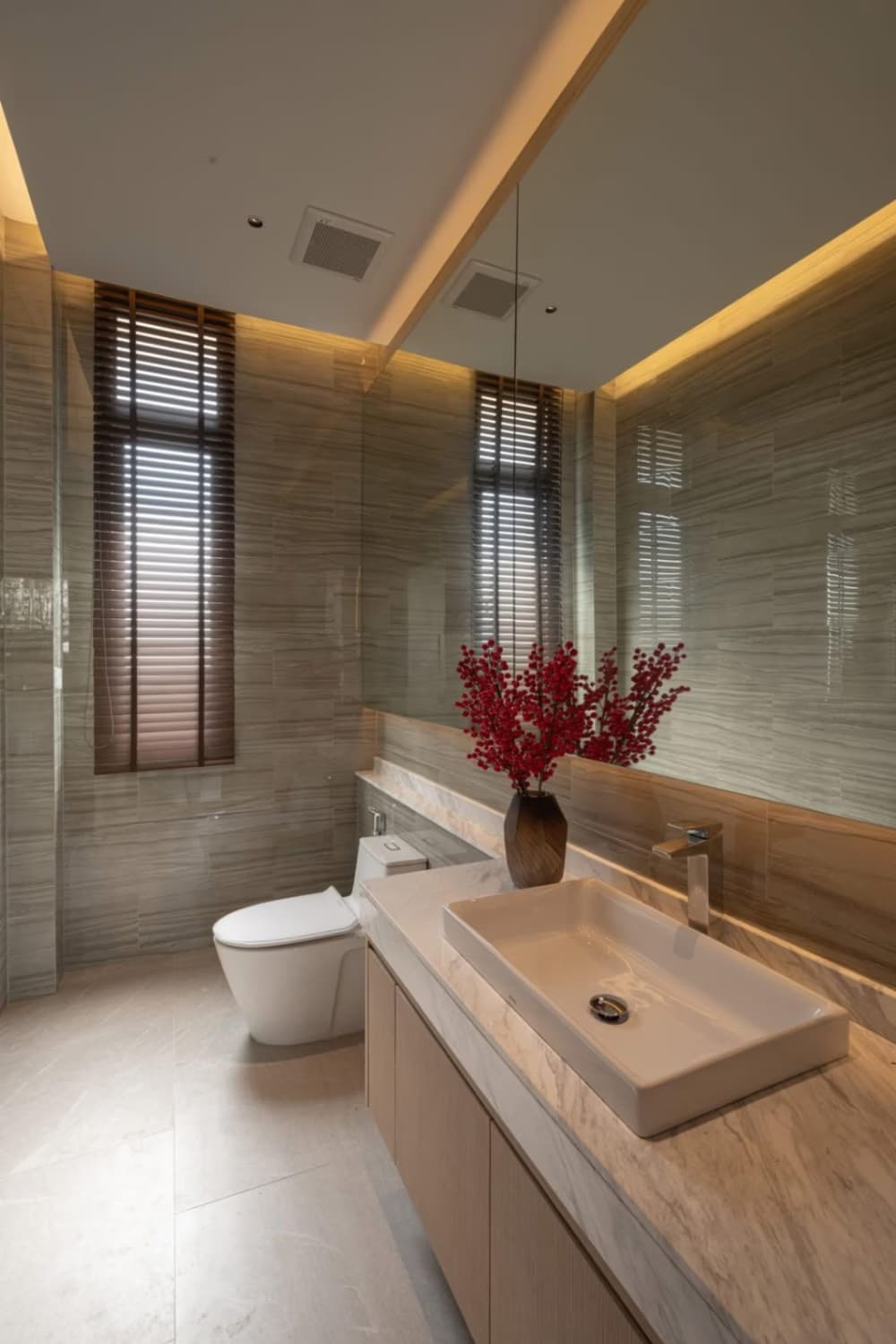 5 Bed House for Sale in Hang Dong - Image 14