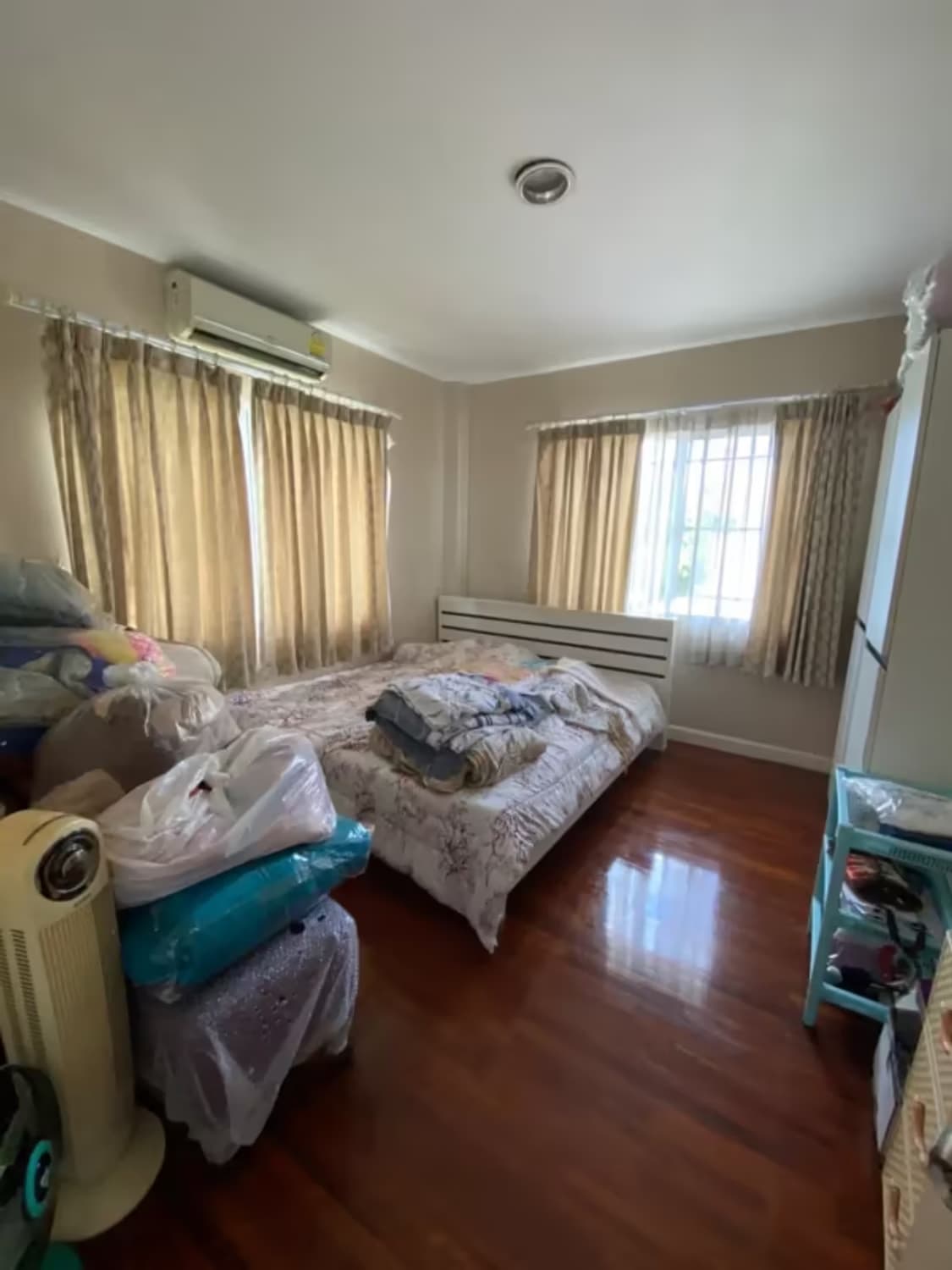 4 Bedroom House - Image 8