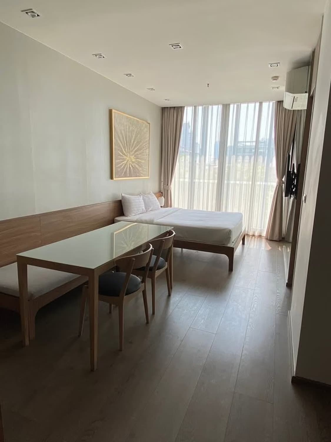 Studio Condo for Rent in Khlong Toei - Image 2