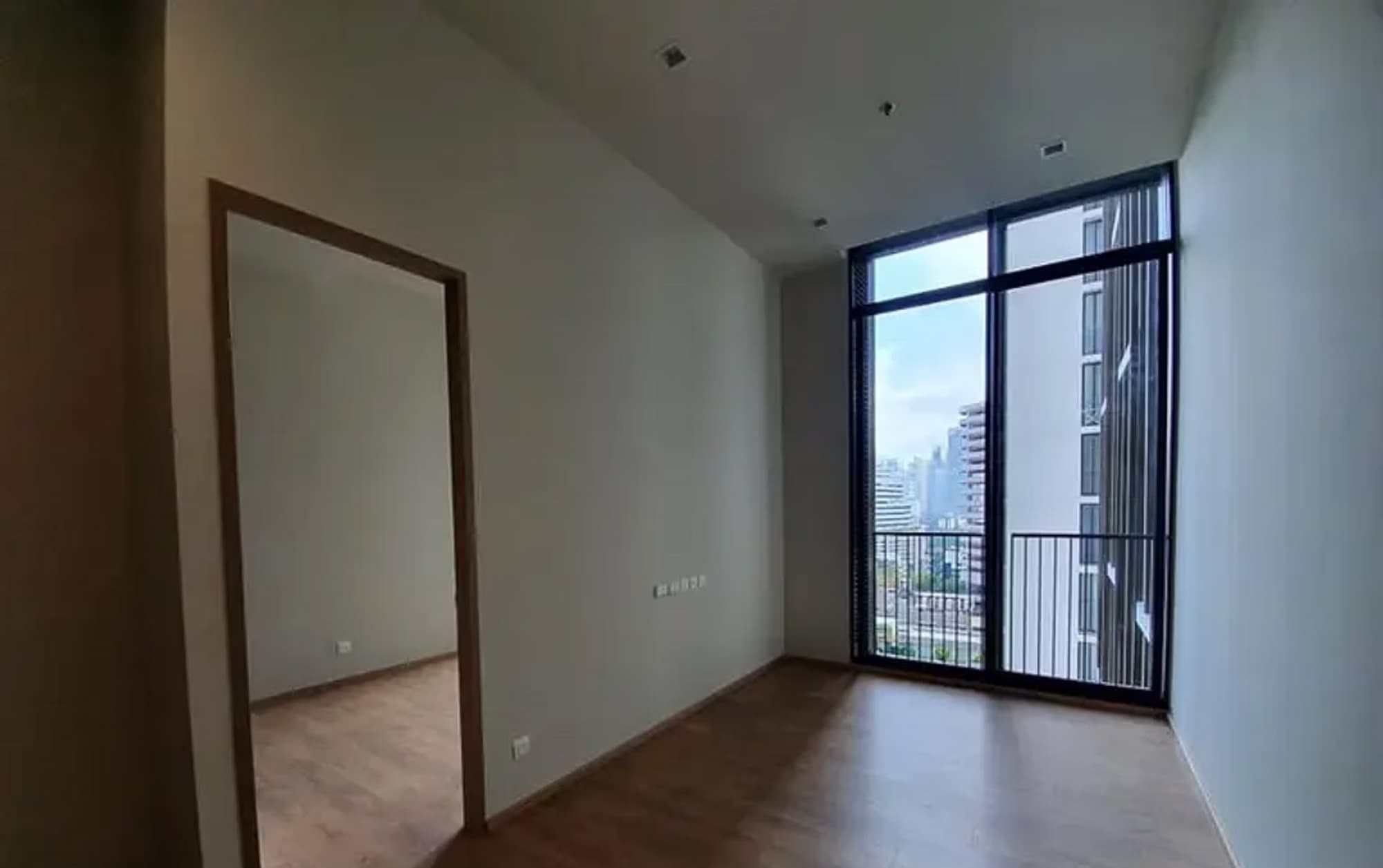 1 Bedroom Condo for sale - Image 1