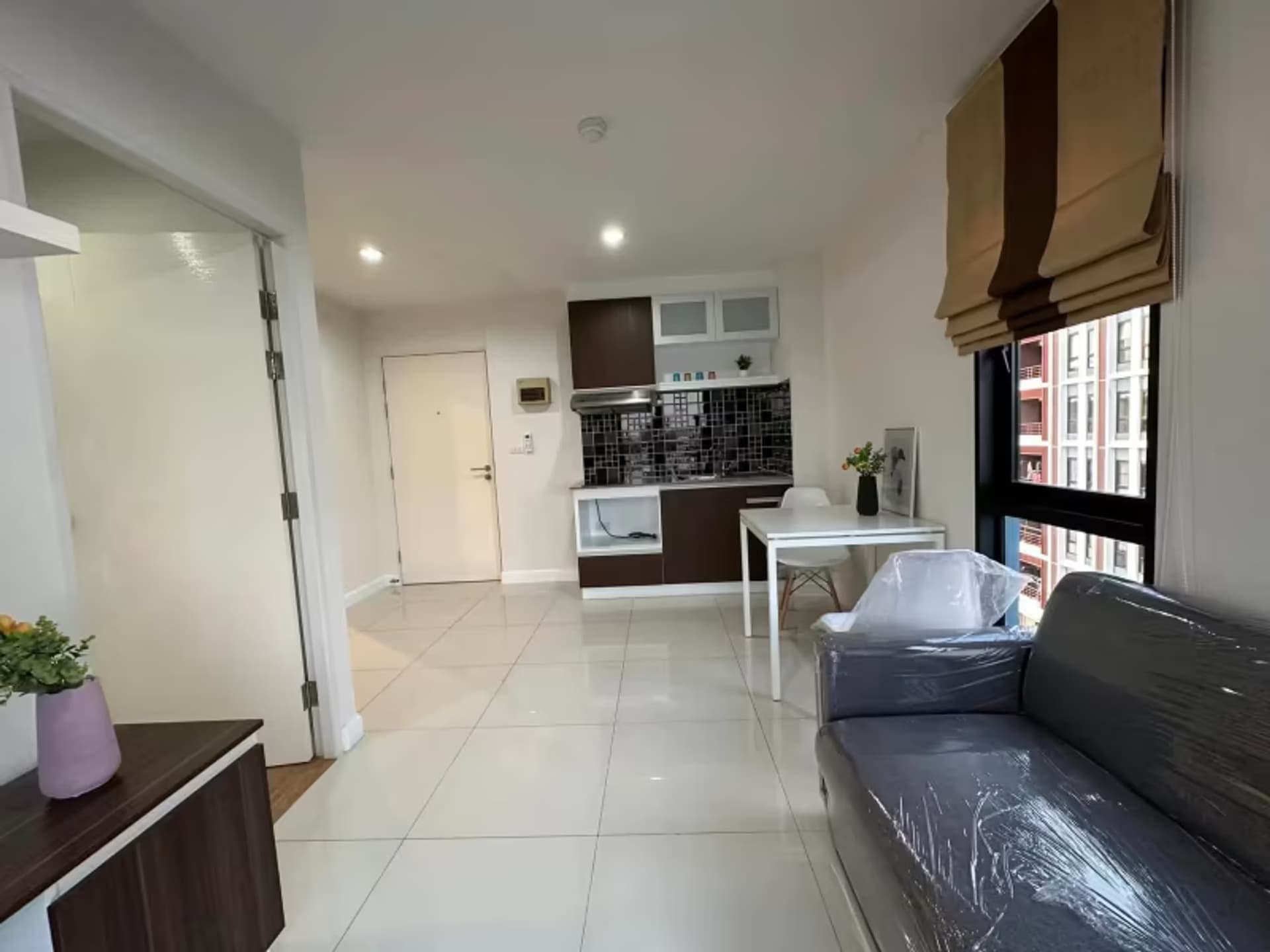 1 Bedroom Condo - Image 5